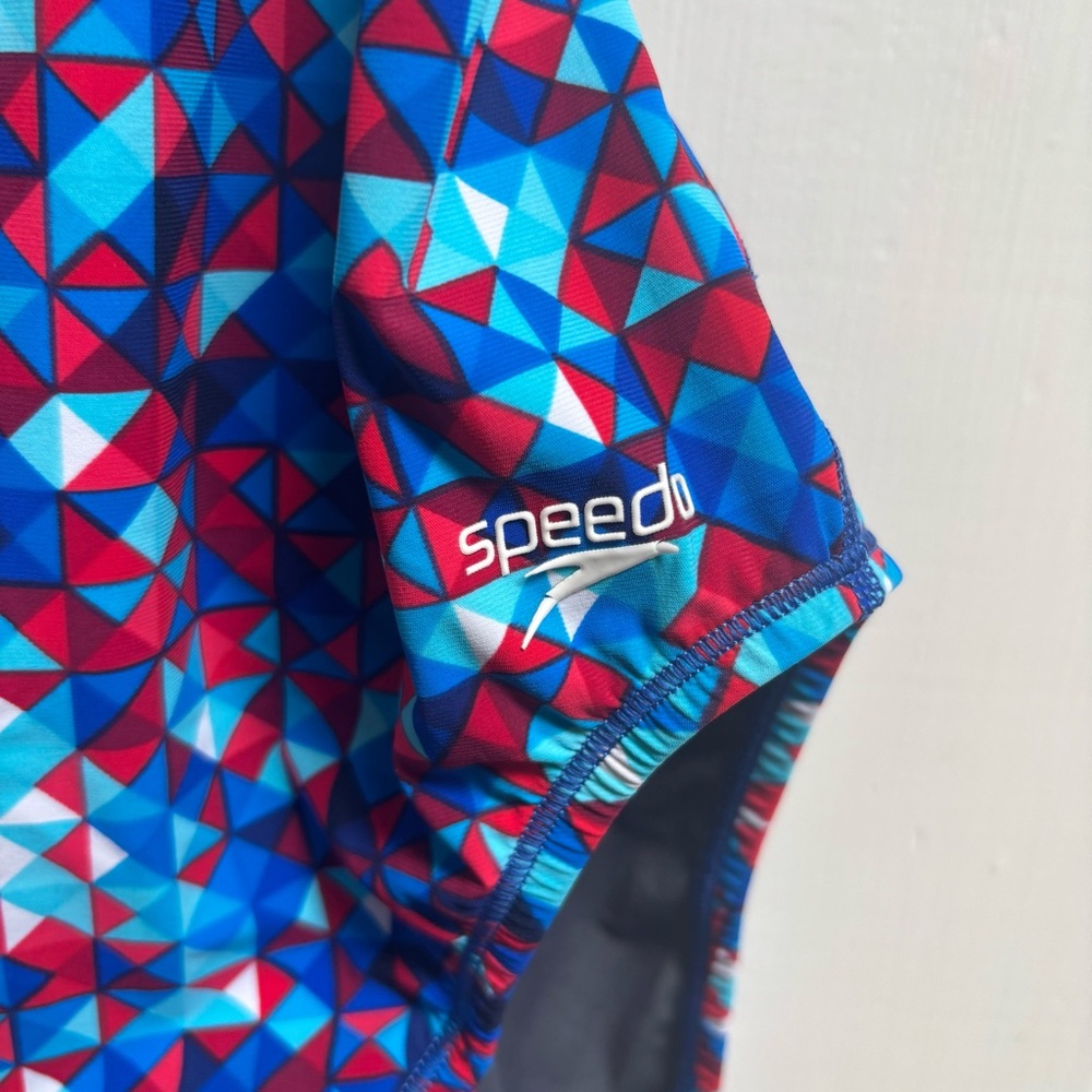 Speedo Women's One Piece - Red and Blue Fracture Pattern - Picture 4 of 8
